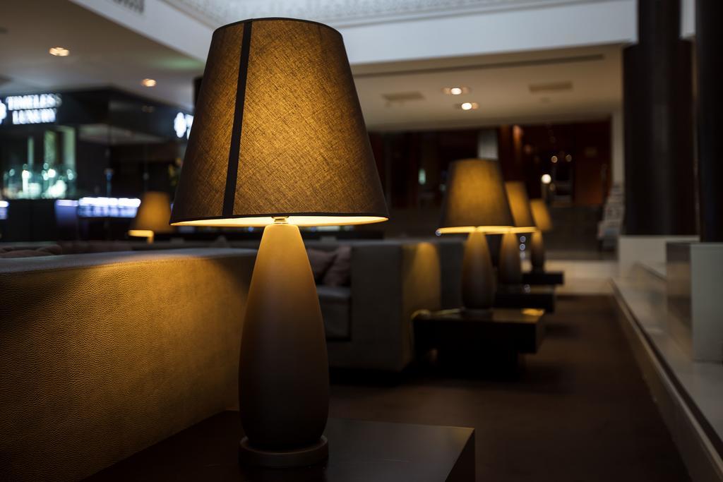 The Dostyk Hotel Almaty Eksteriør billede