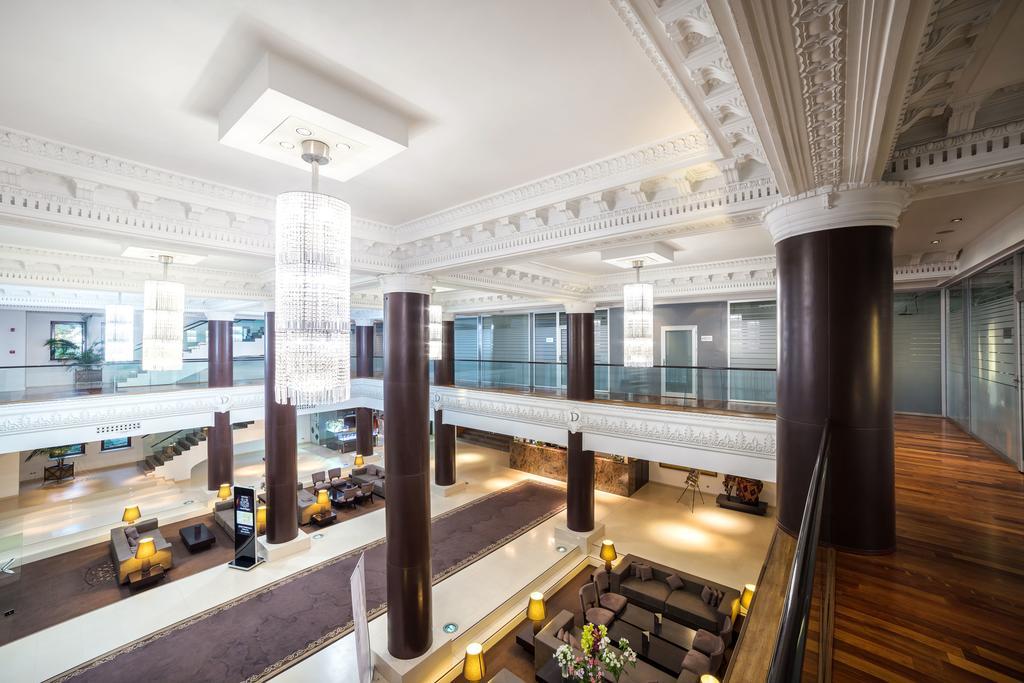 The Dostyk Hotel Almaty Eksteriør billede